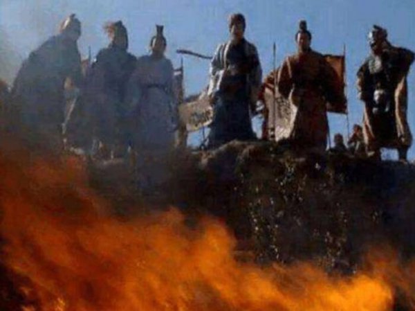 三国诸葛亮多少岁死的