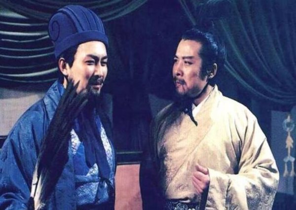 三国诸葛亮多少岁死的