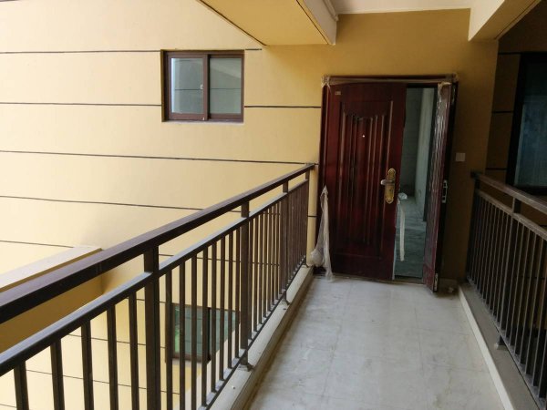 住连廊中间户的真实感受