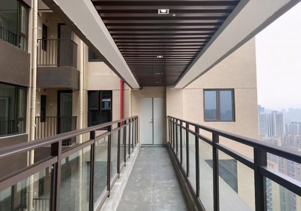 住连廊中间户的真实感受