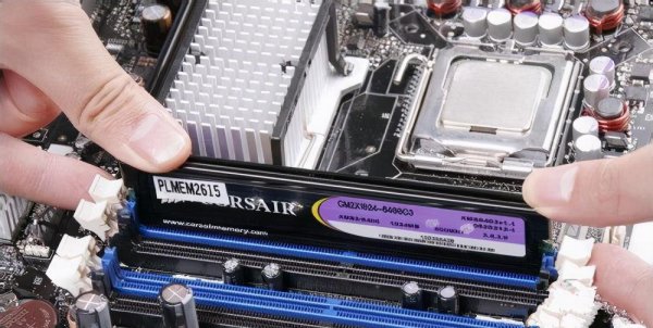 电脑黑屏打不开是什么原因