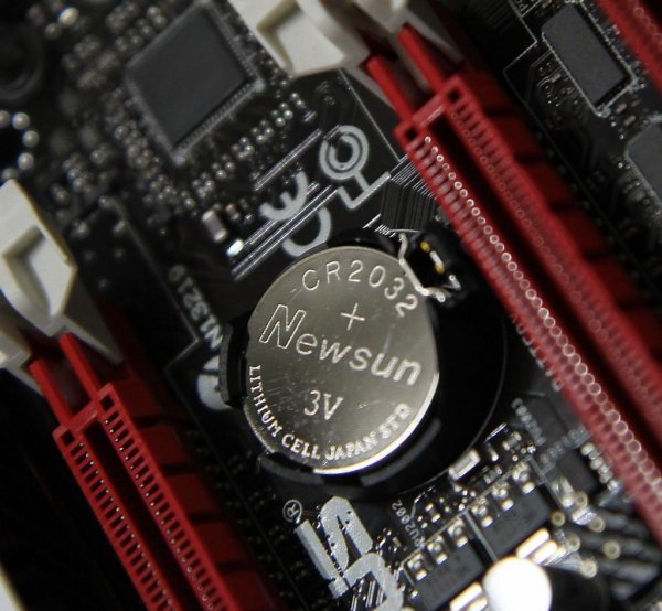 电脑黑屏打不开是什么原因