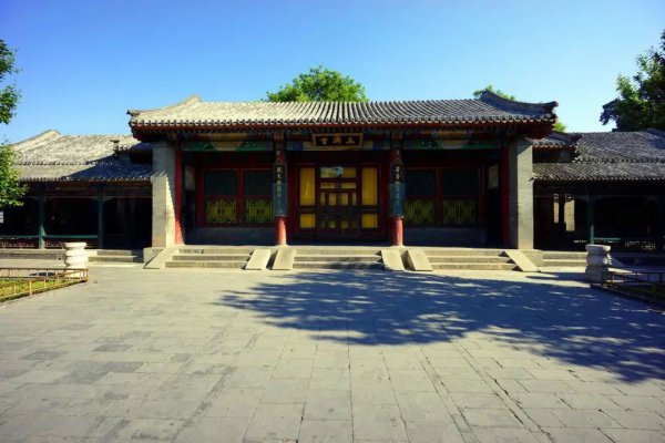 著名景点颐和园在哪个城市