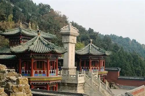 著名景点颐和园在哪个城市