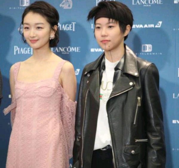 窦靖童和周迅结婚了