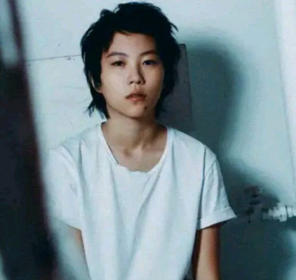 窦靖童和周迅结婚了