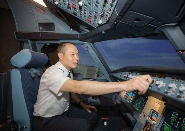 中国机长真实事件介绍