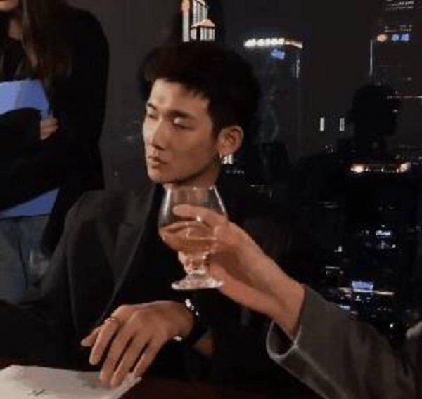 梅尼耶个人资料简介