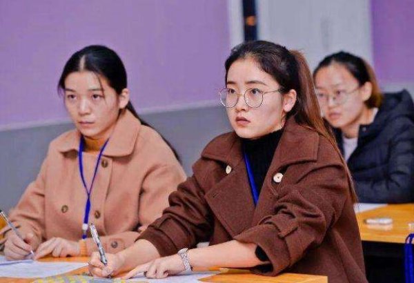 大学留校当老师难吗