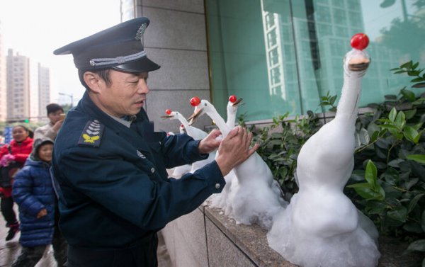 保安工资一般多少钱一个月