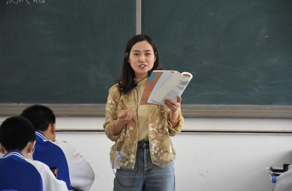 教师编制可以婚迁调动吗