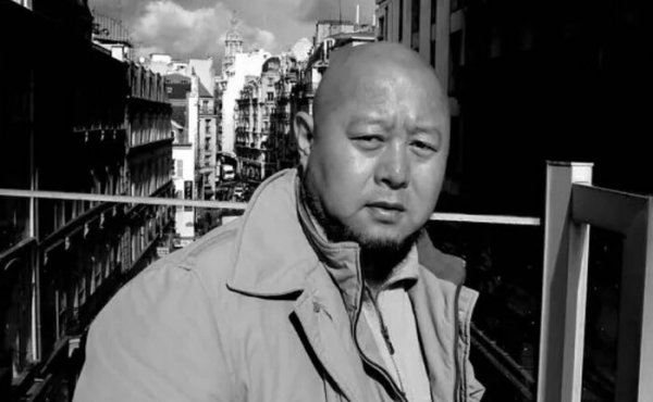 霍尊的妈妈是谁