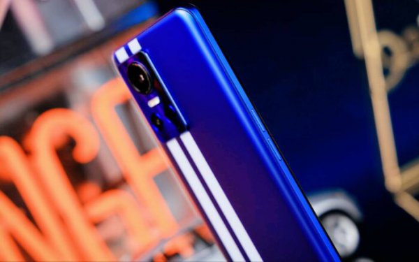 2000左右高性价比手机排行