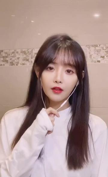 兔子牙主播叫什么名字