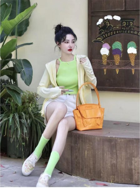 白色短裤配什么颜色t恤好看