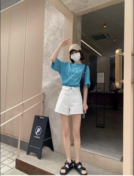 白色短裤配什么颜色t恤好看