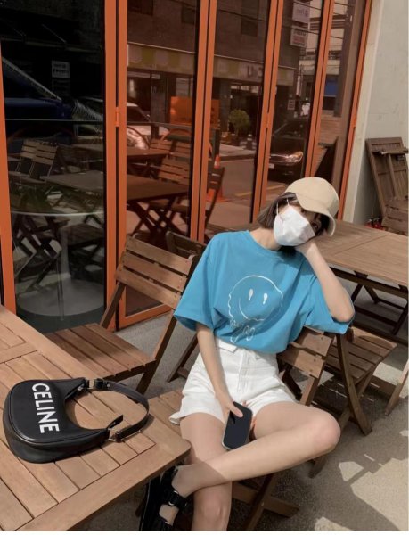 白色短裤配什么颜色t恤好看