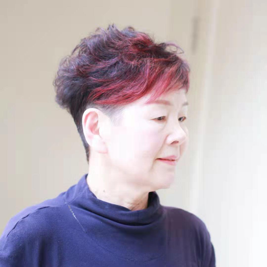 中老年发型女短发60岁