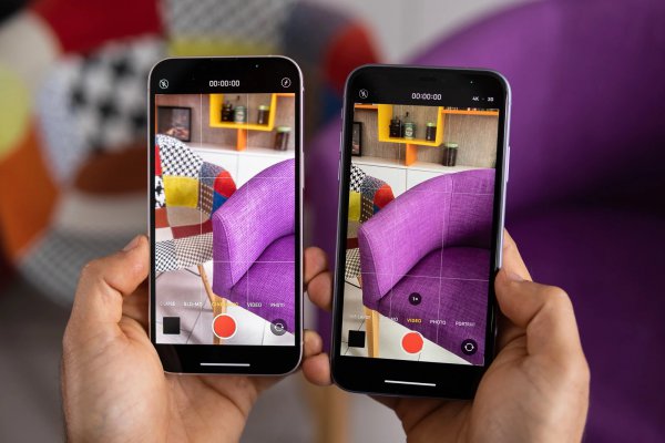 苹果11跟13哪个更值得入手