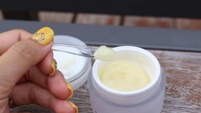 眼霜是干嘛用的