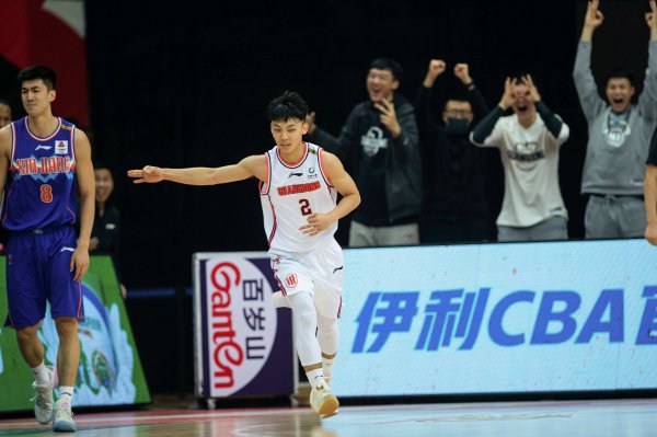 广东队徐杰个人资料