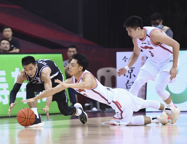 广东队徐杰个人资料