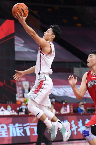 广东队徐杰个人资料