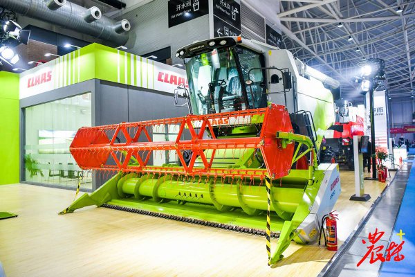 国产收割机十大排名