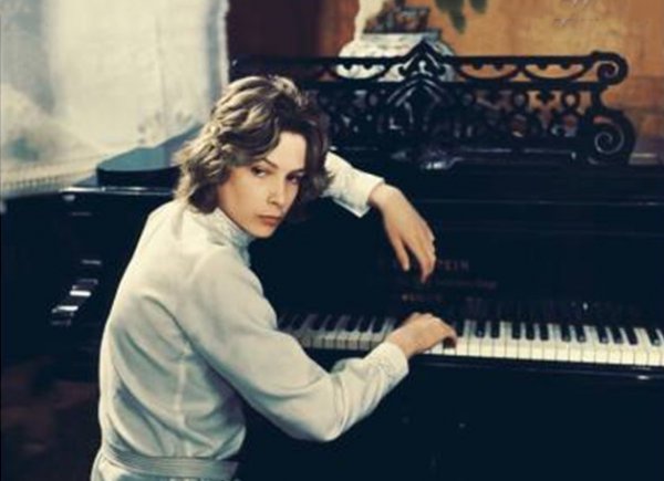 世界上最美的男人是哪位