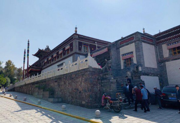 青海省塔尔寺详细介绍