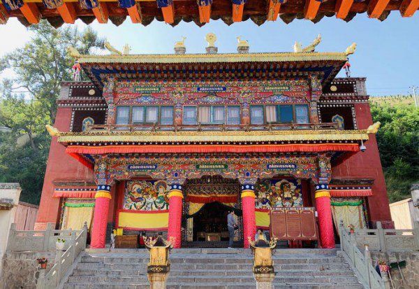 青海省塔尔寺详细介绍