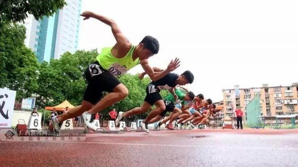 一百米国家一级多少秒