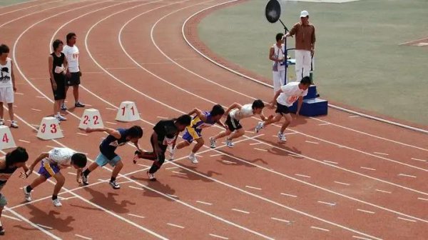 一百米国家一级多少秒