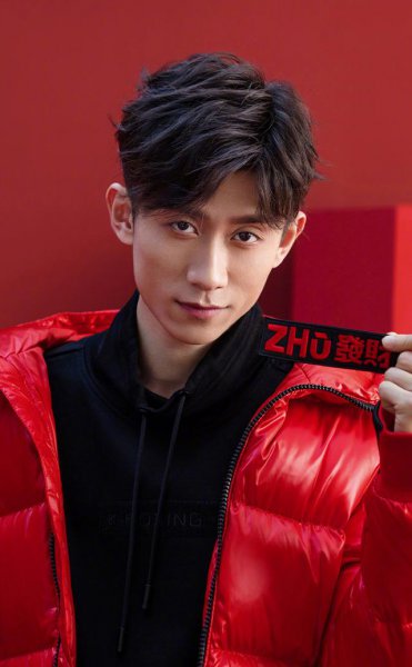 张一山个人资料及图片