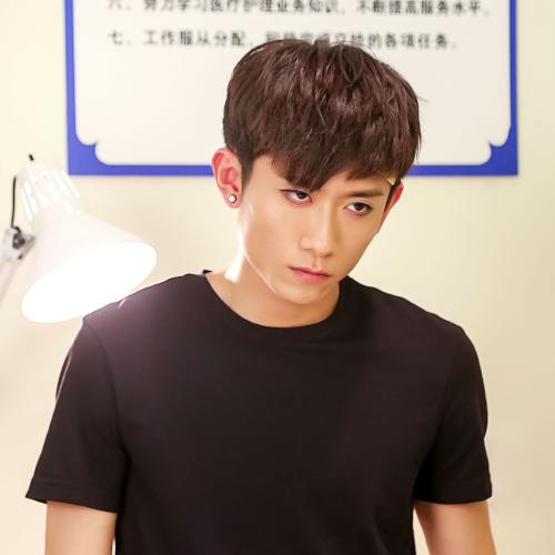 张一山个人资料及图片