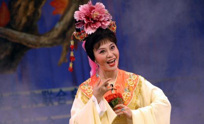 国家一级演员有什么待遇享受 一级演员拿着是国家的工资吗