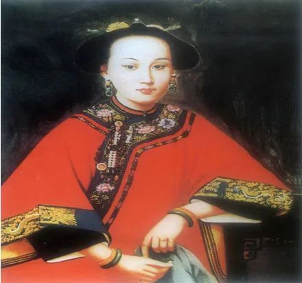 旗袍属于汉服吗