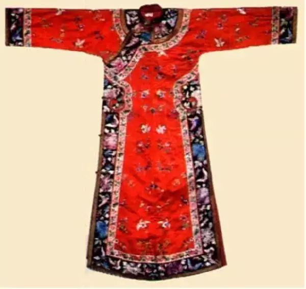 旗袍属于汉服吗