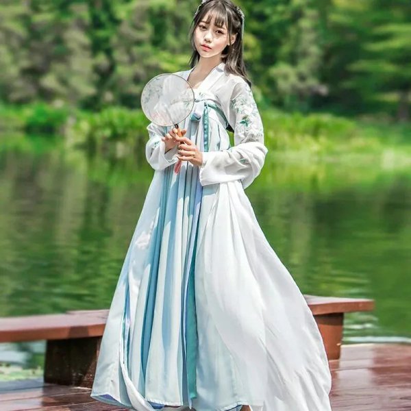 旗袍属于汉服吗