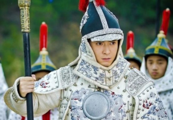 清朝第一个皇帝是谁