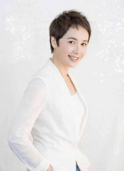 蒋雯丽个人简历