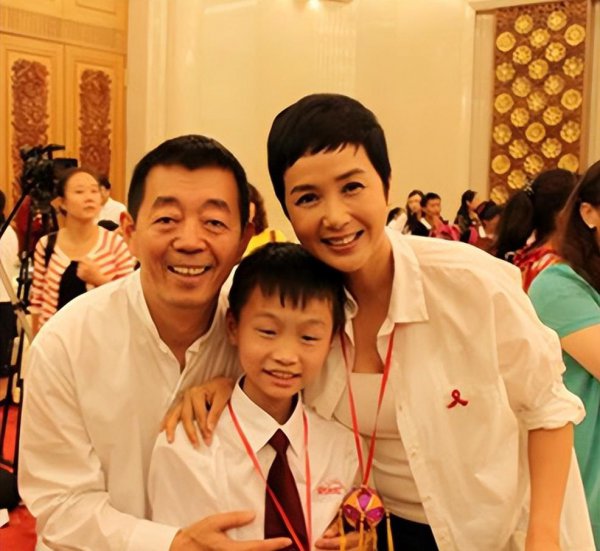 蒋雯丽个人简历