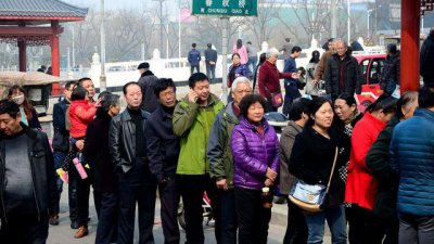 候补如果没人退票可以上车吗 候补只能买别人退的票吗