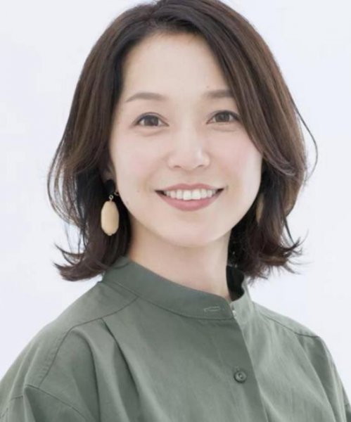 四十岁女人适合什么发型显年轻