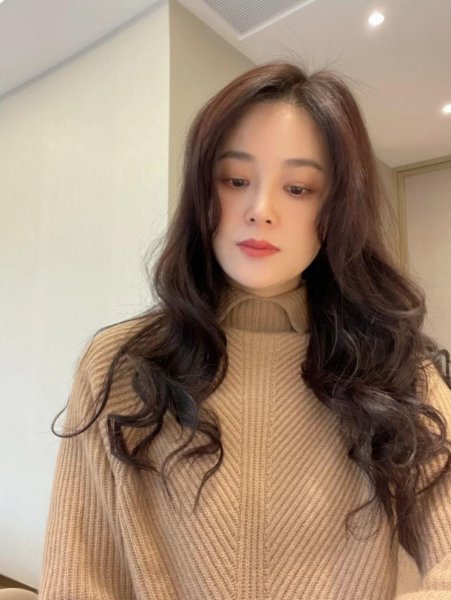 四十岁女人适合什么发型显年轻