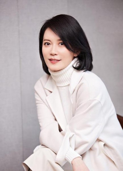 四十岁女人适合什么发型显年轻