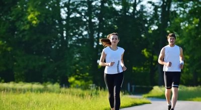 每天跑步5公里一个月会有什么变化 坚持天天跑5公里作用