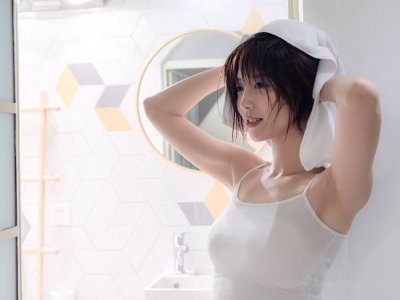 长期用清水洗头好不好 经常用清水洗头发可以防止脱发吗