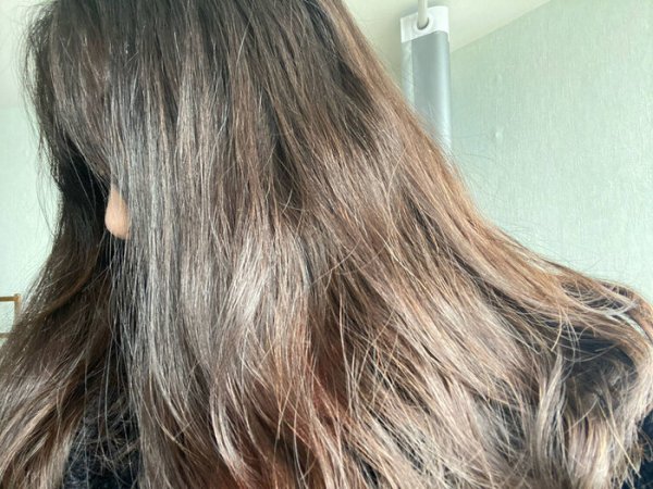 长期用清水洗头好不好