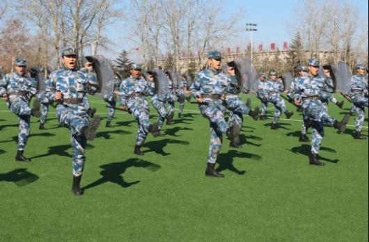 体育生300分考军校合格吗